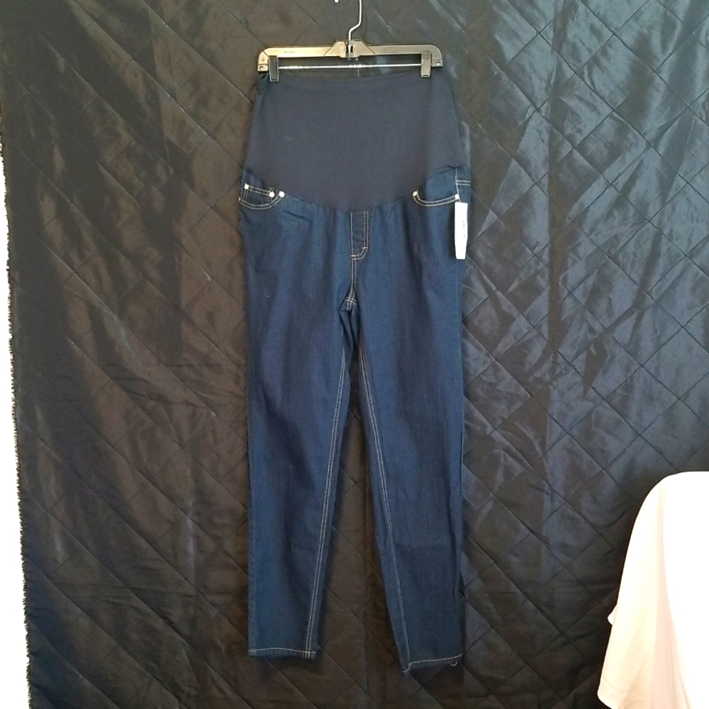 Maternity skinny leg jeans